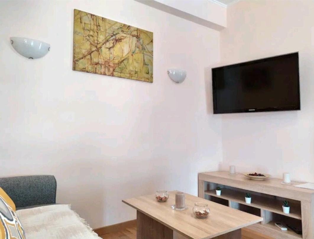 Stylish -Modern Apartment Heart Of Marousi Athens Ngoại thất bức ảnh